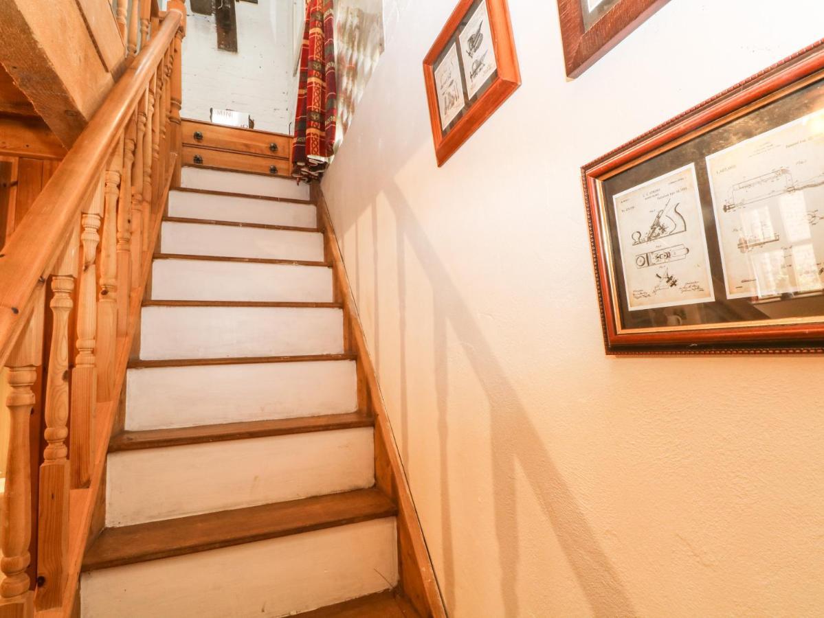 The Toolshed Villa วอร์ริงตัน ภายนอก รูปภาพ